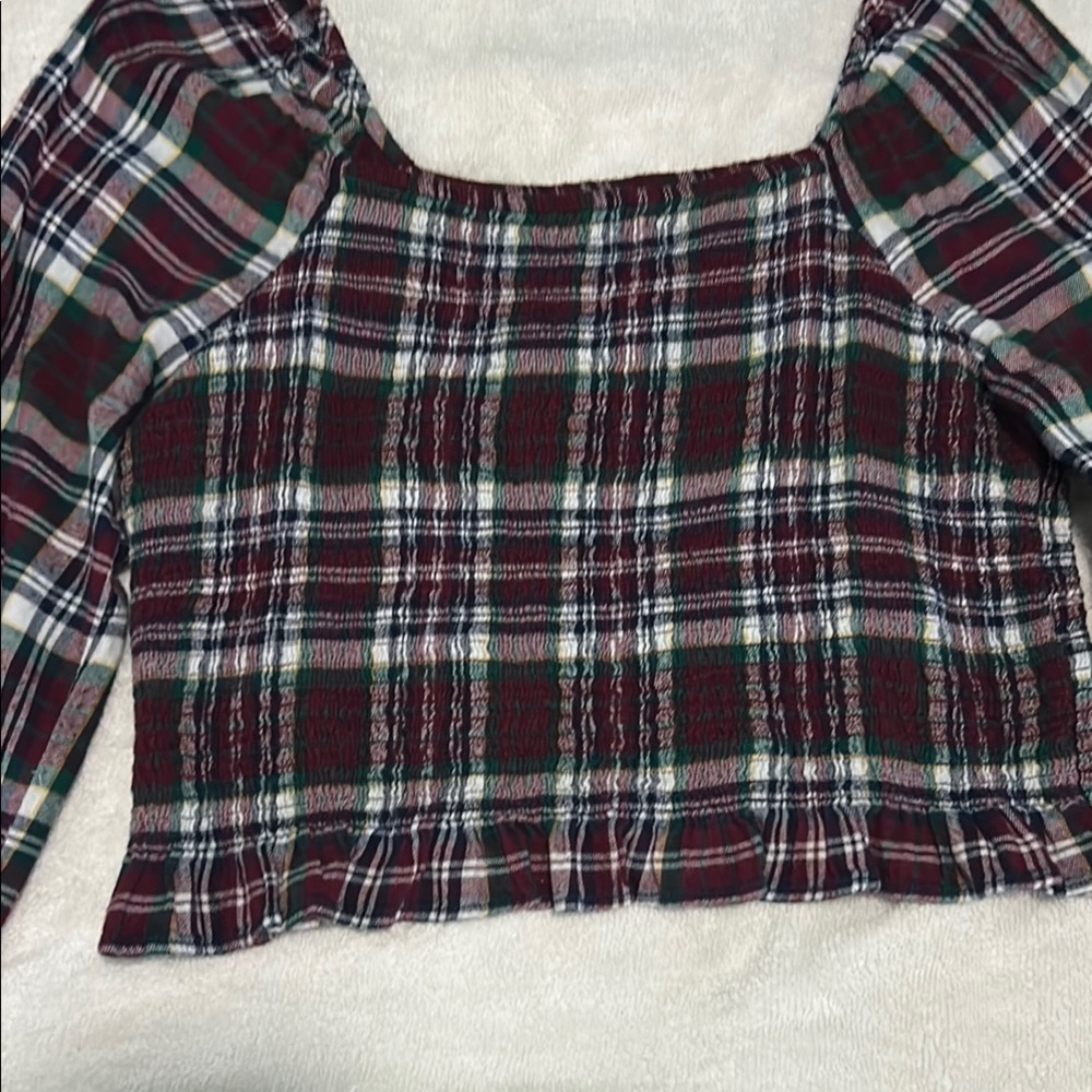 White and Purple Fitted Crop Blouse - Picture 2 of 8
